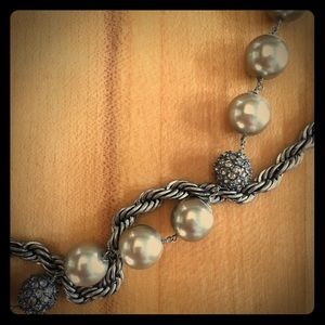 17” Necklace White House Black Market